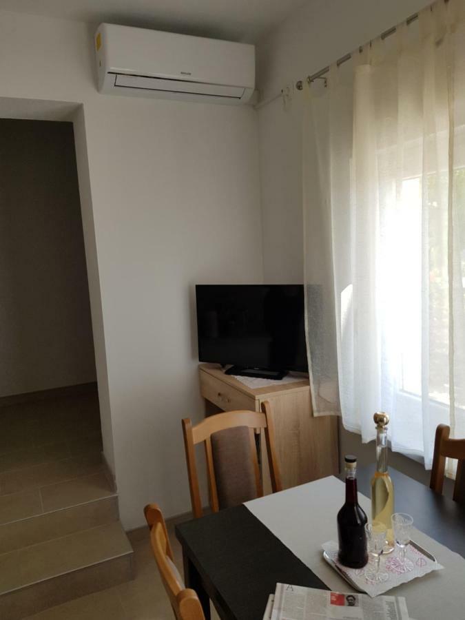 Apartments Tri Mora Ражанац Екстер'єр фото